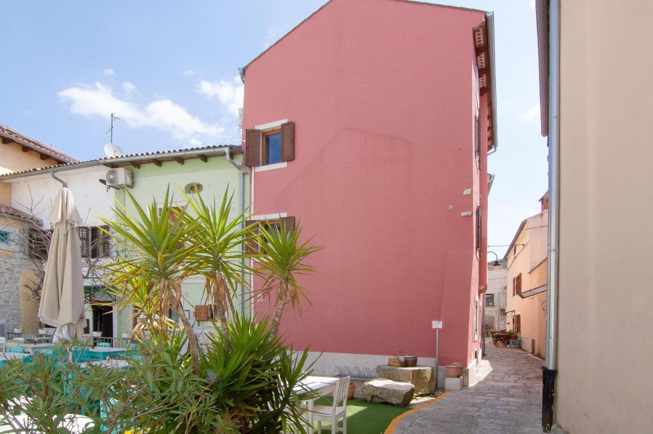 Fazana City Rooms With Free Parking Esterno foto