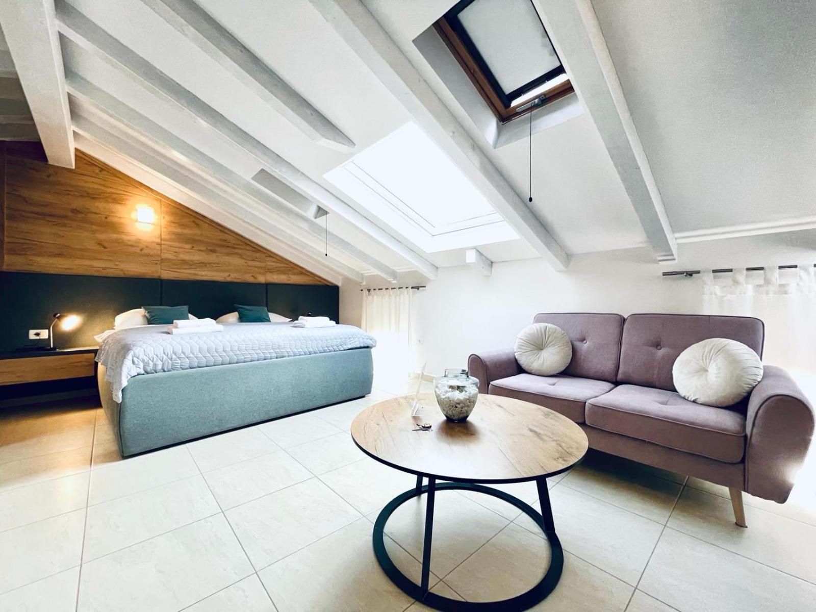 Fazana City Rooms With Free Parking Esterno foto