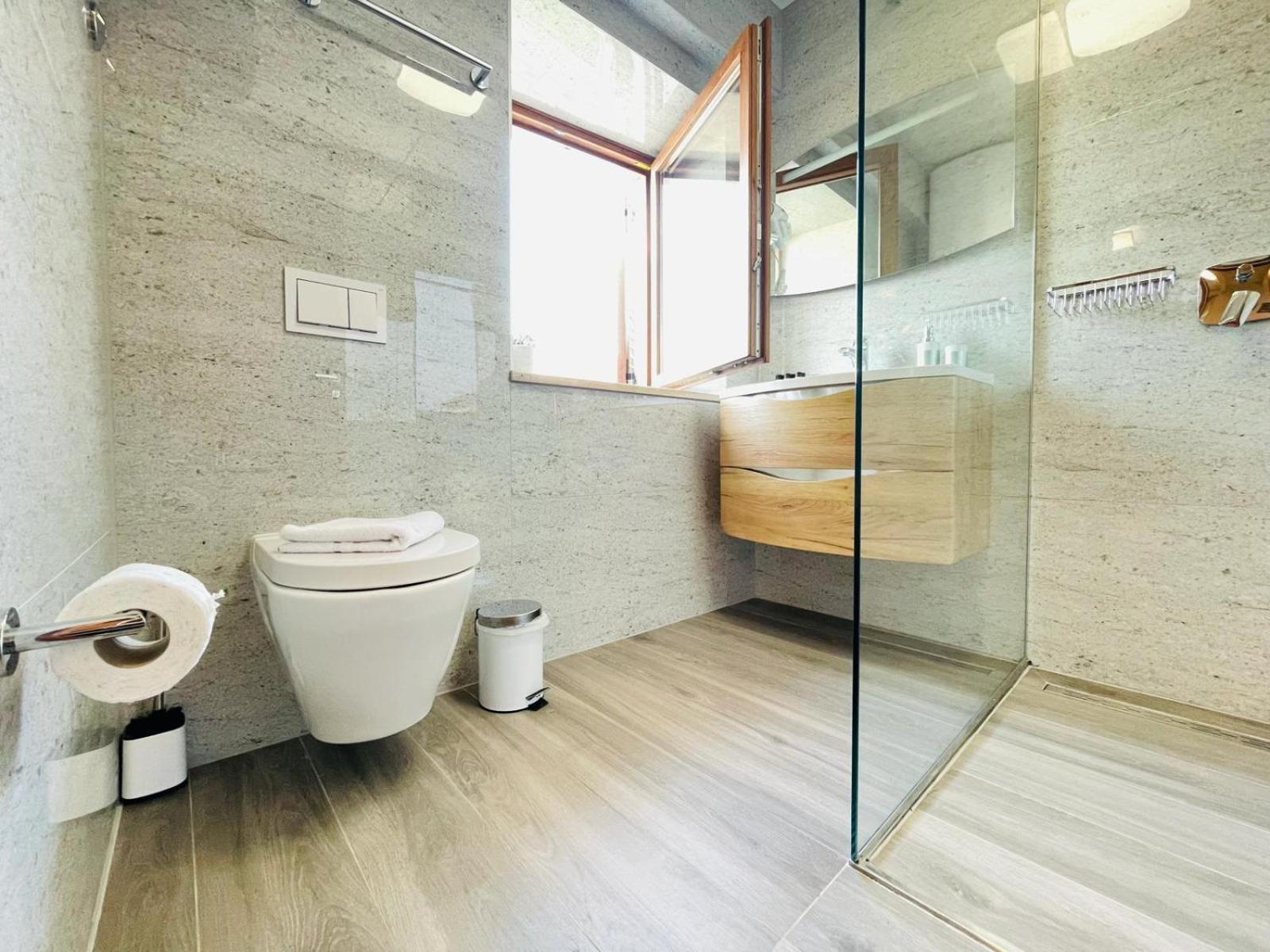 Fazana City Rooms With Free Parking Esterno foto