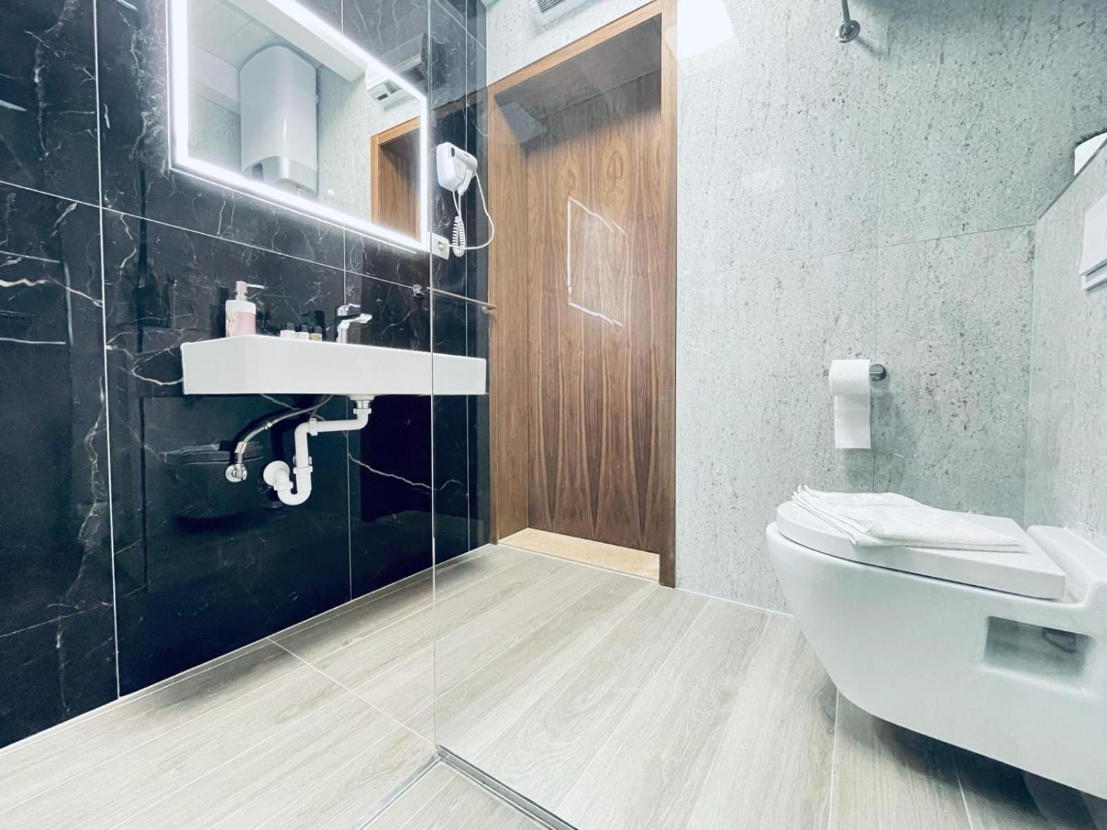 Fazana City Rooms With Free Parking Esterno foto