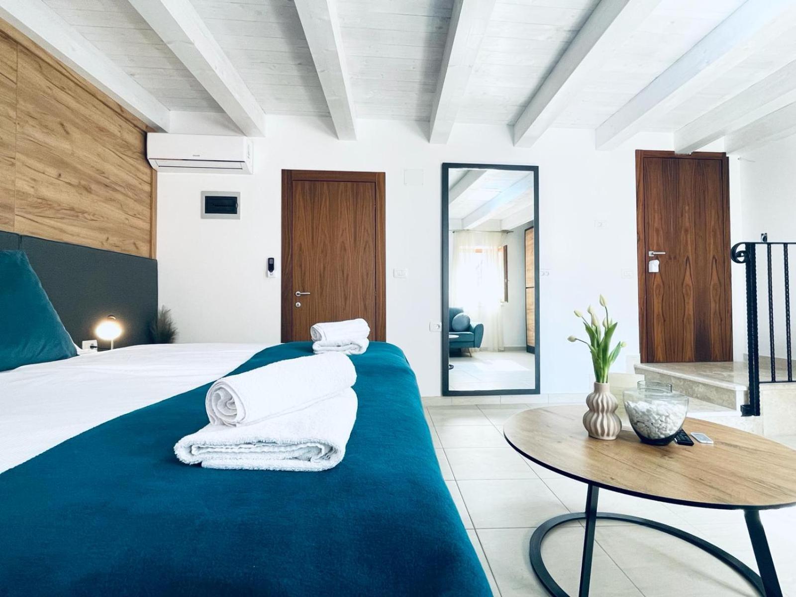 Fazana City Rooms With Free Parking Esterno foto