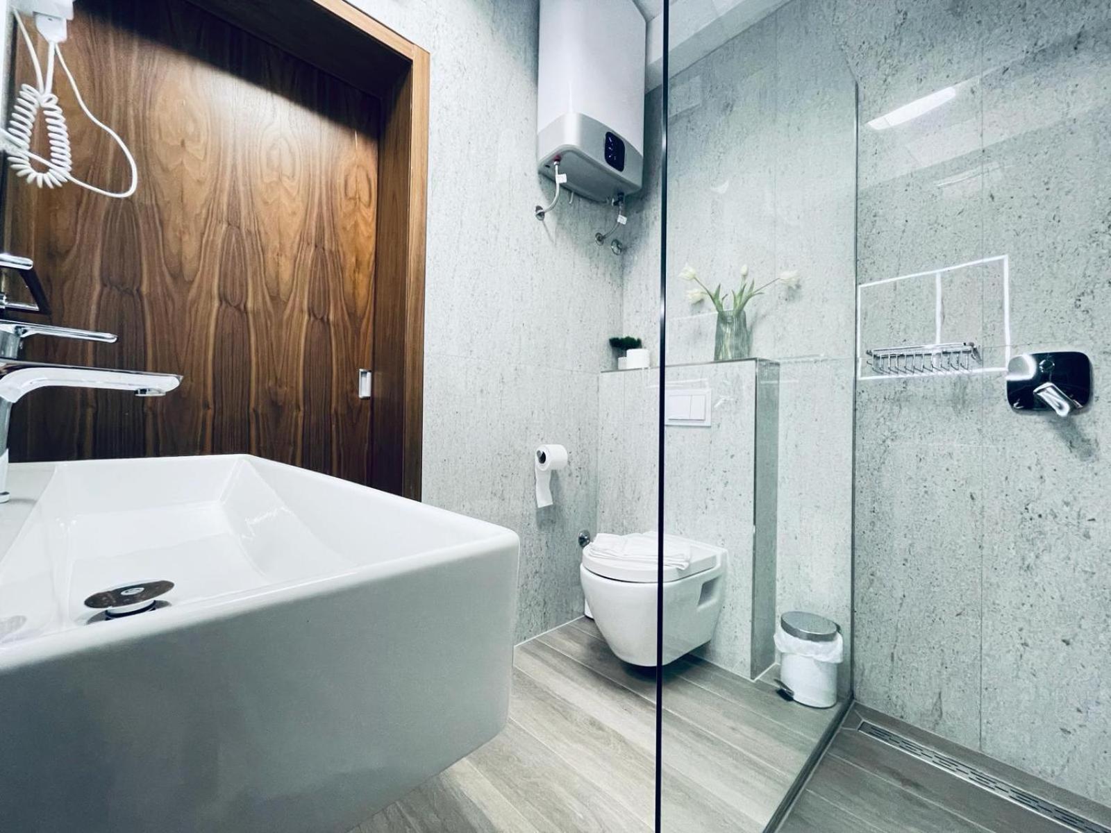 Fazana City Rooms With Free Parking Esterno foto